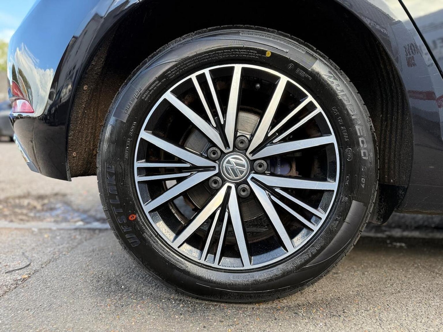 Used Volkswagen Golf 2018 for sale - 76376890: Photo 51