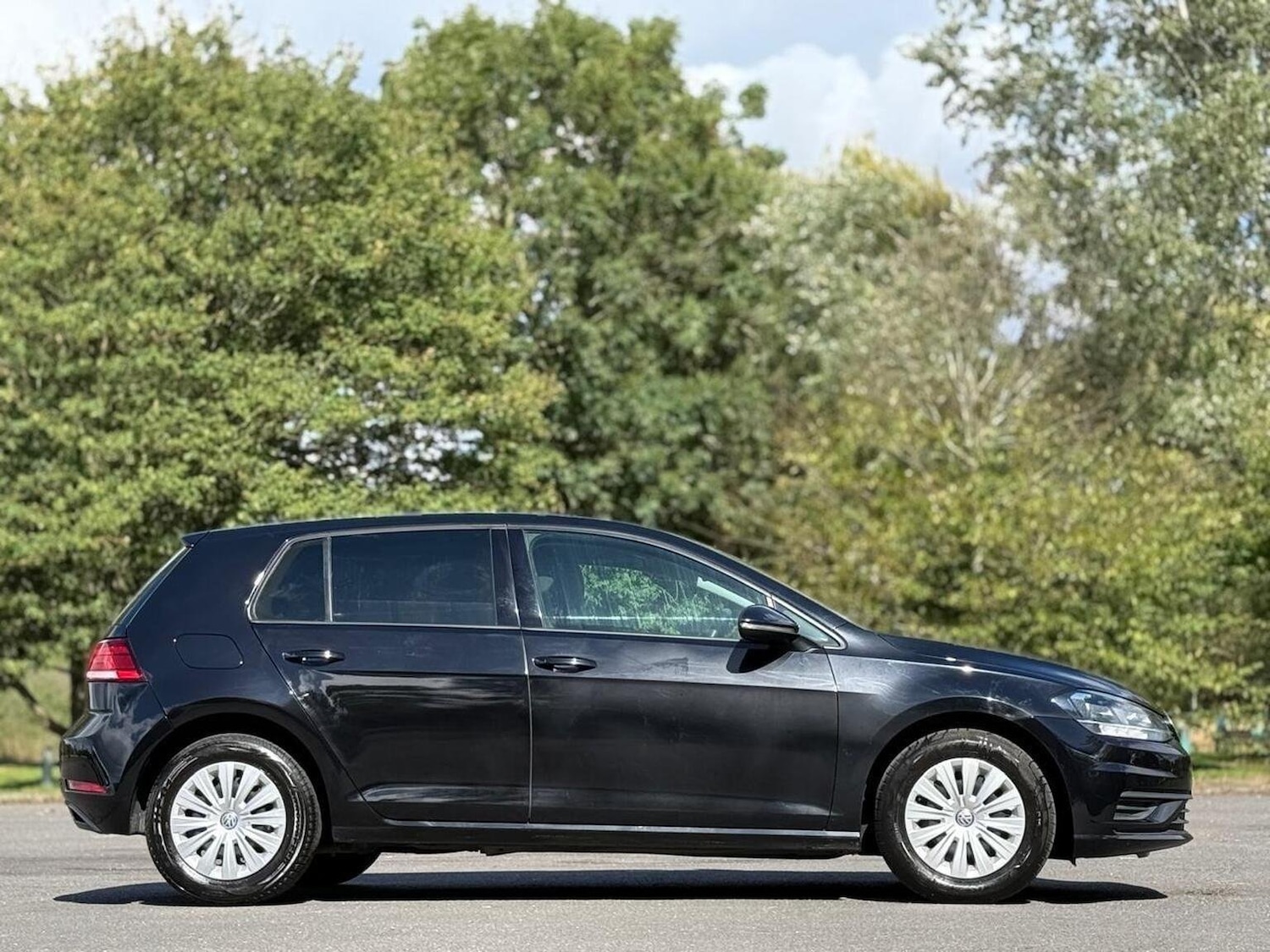 Used Volkswagen Golf 2019 for sale - 76158409: Photo 13