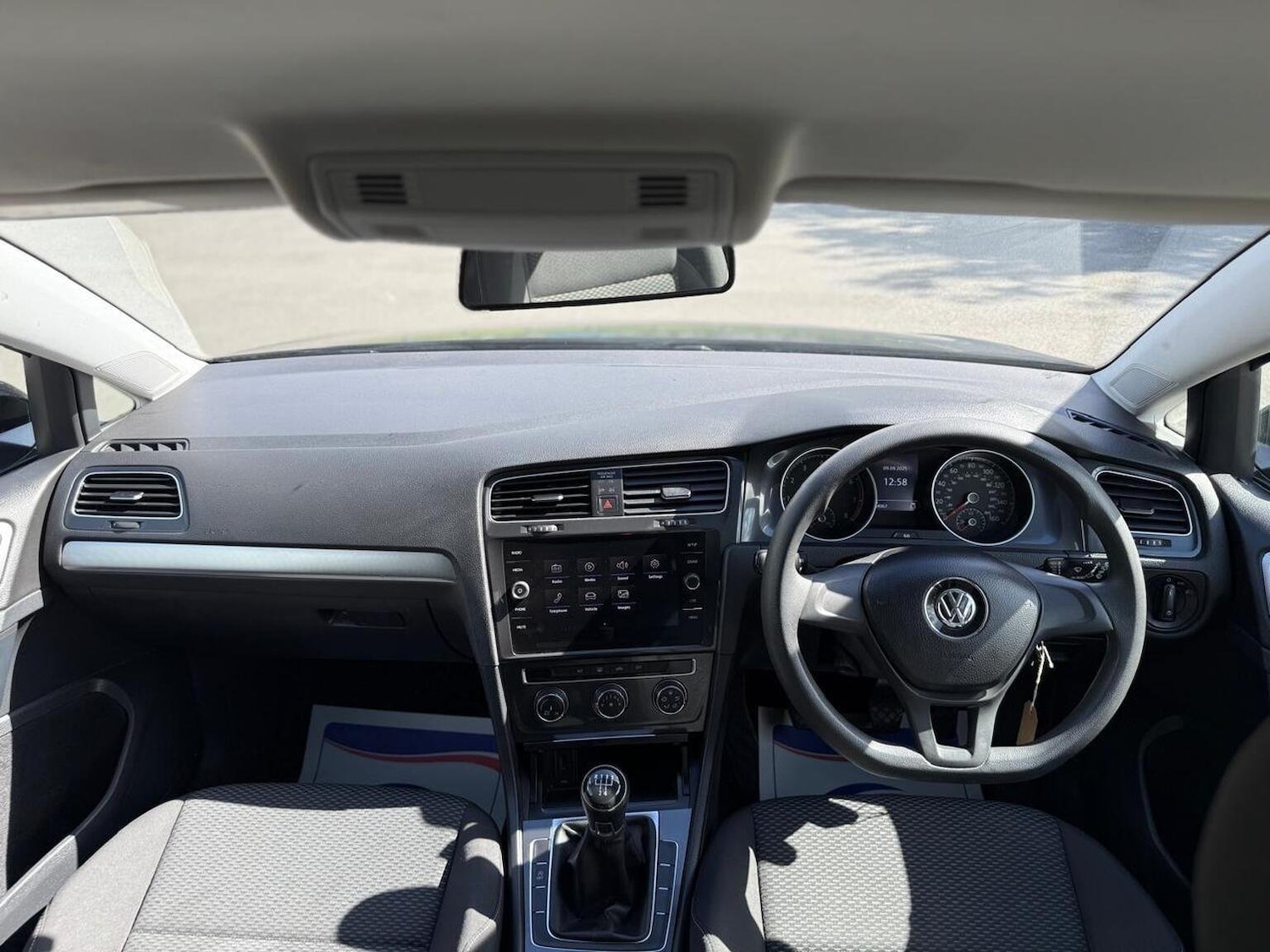 Used Volkswagen Golf 2019 for sale - 76158409: Photo 18