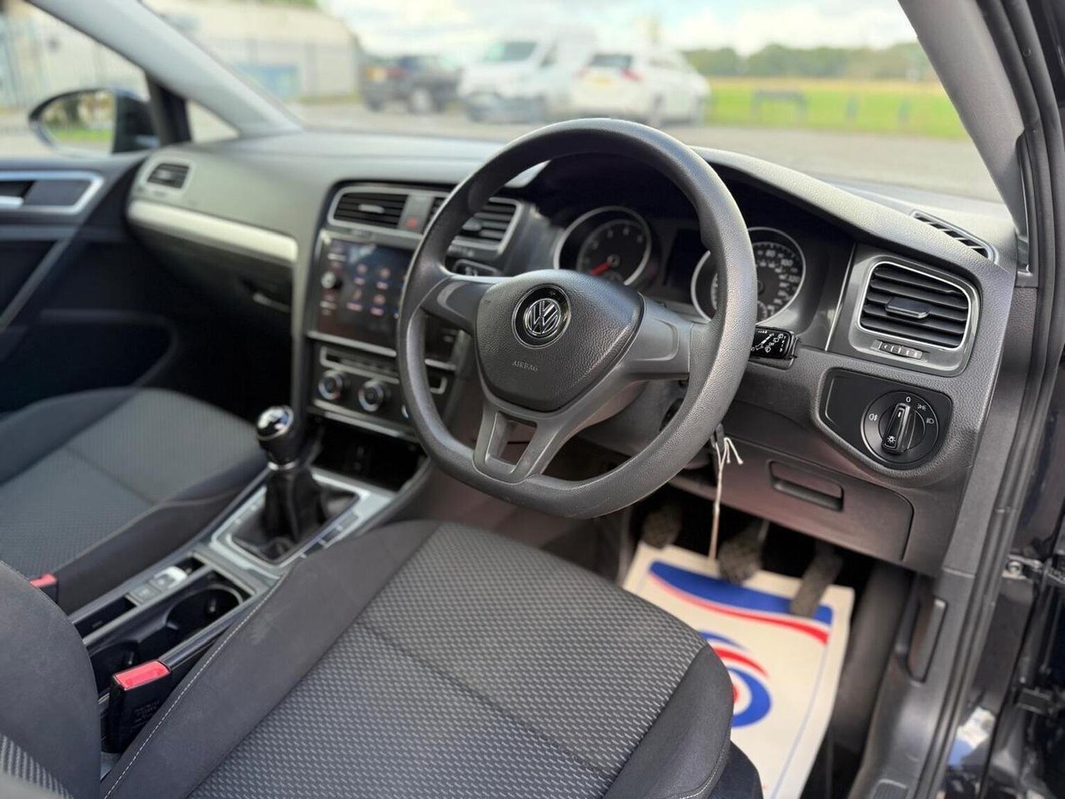 Used Volkswagen Golf 2019 for sale - 76158409: Photo 25