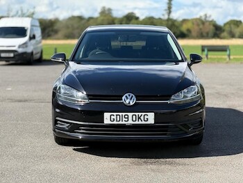Used Volkswagen Golf 2019 for sale - 76158409: Photo
