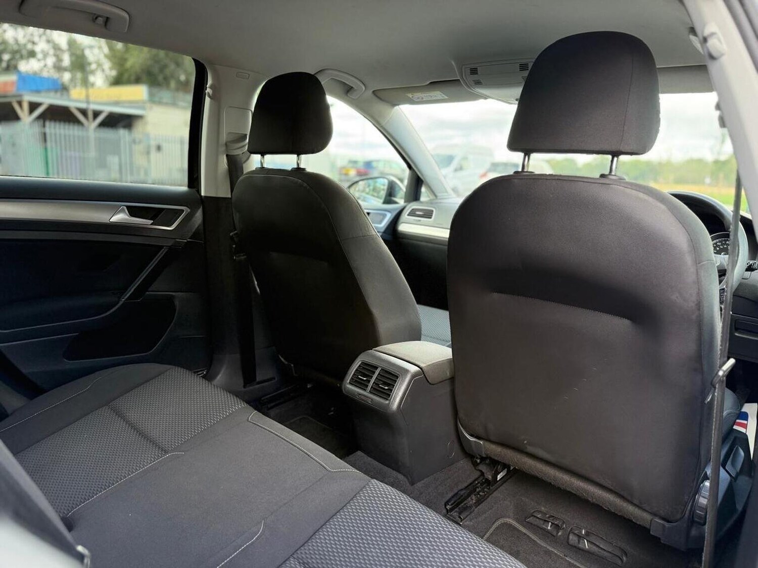 Used Volkswagen Golf 2019 for sale - 76158409: Photo 30