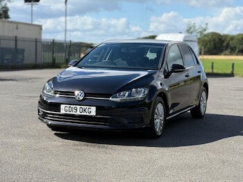 Used Volkswagen Golf 2019 for sale - 76158409: Photo