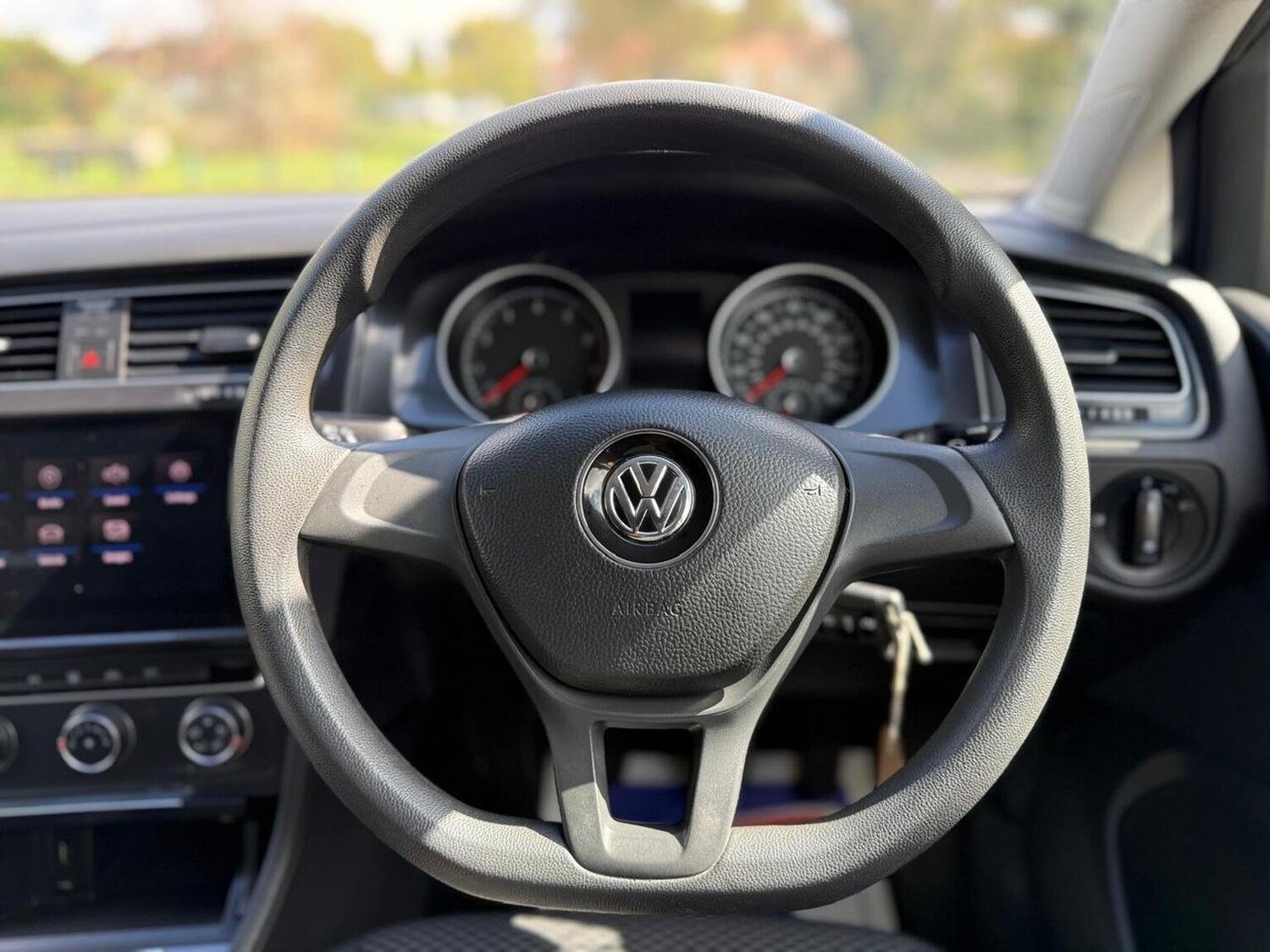 Used Volkswagen Golf 2019 for sale - 76158409: Photo 47