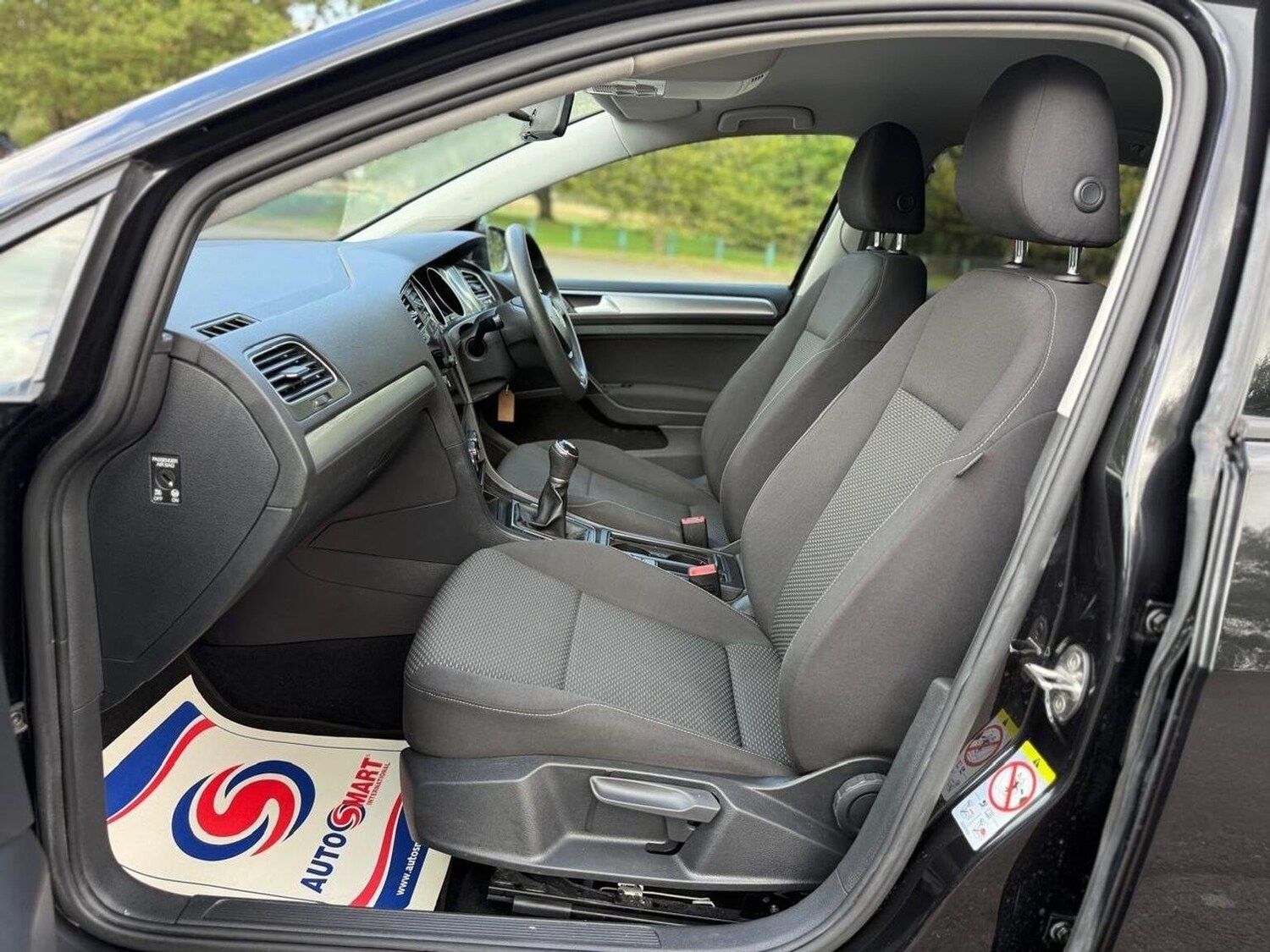 Used Volkswagen Golf 2019 for sale - 76158409: Photo 49