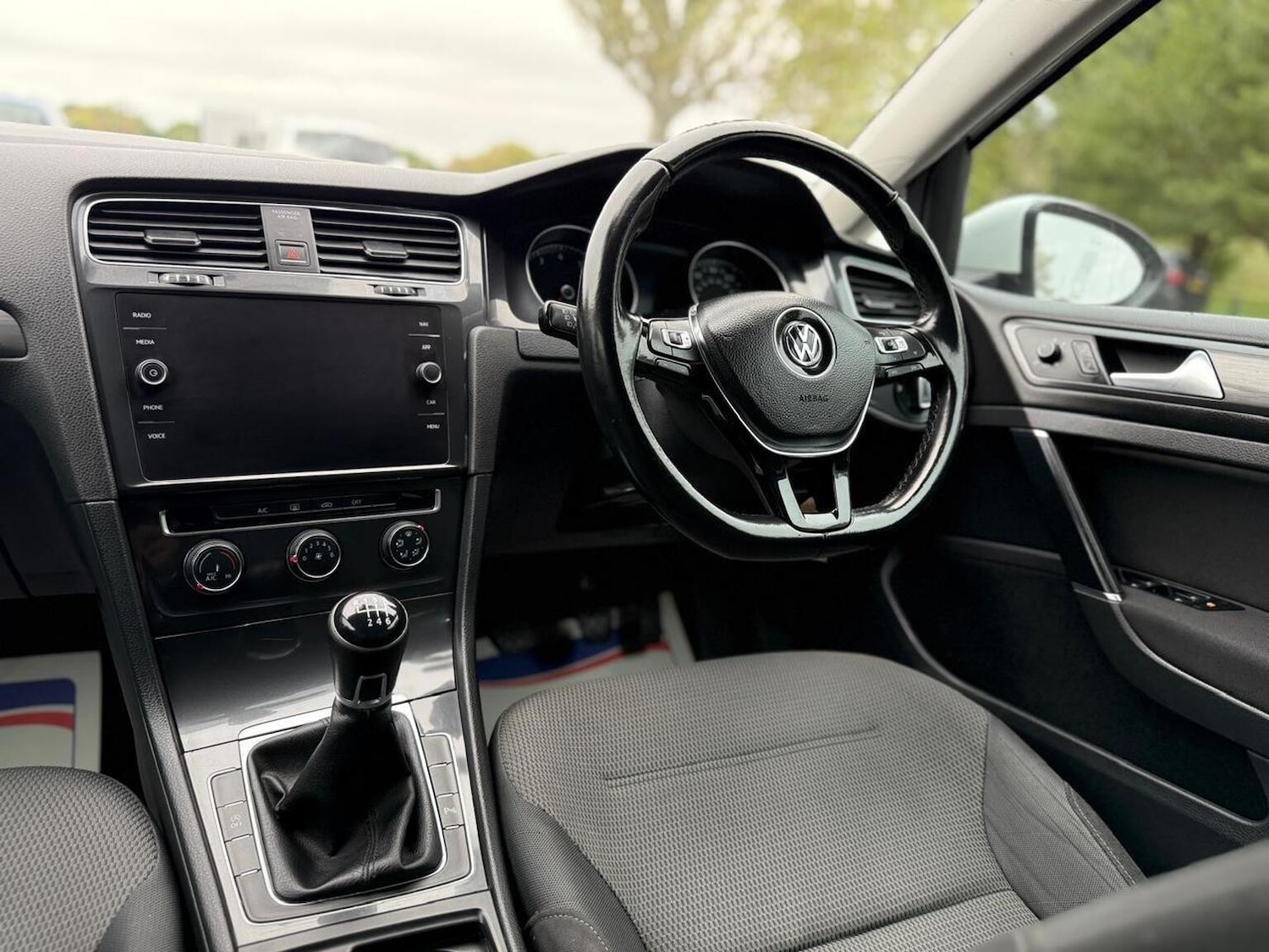 Used Volkswagen Golf 2018 for sale - 76941798: Photo 21