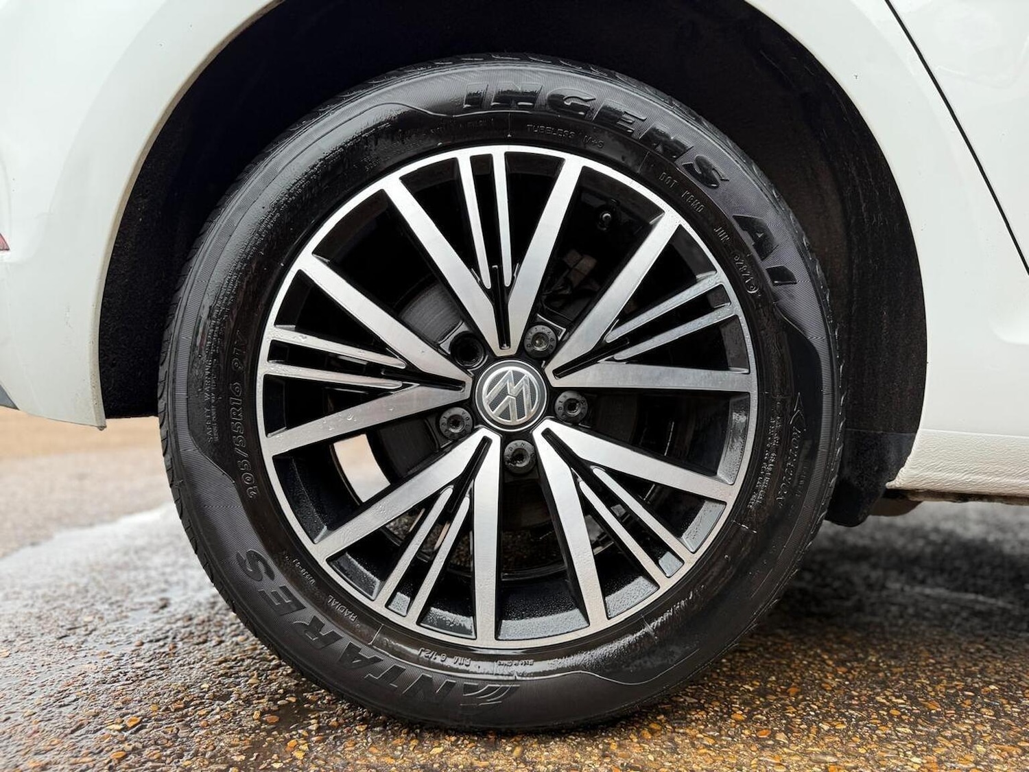 Used Volkswagen Golf 2018 for sale - 76941798: Photo 45