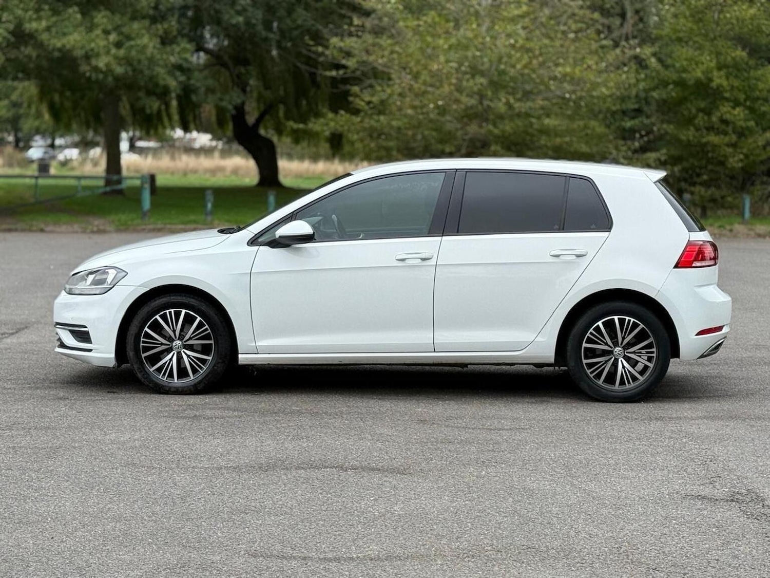 Used Volkswagen Golf 2018 for sale - 76941798: Photo 9