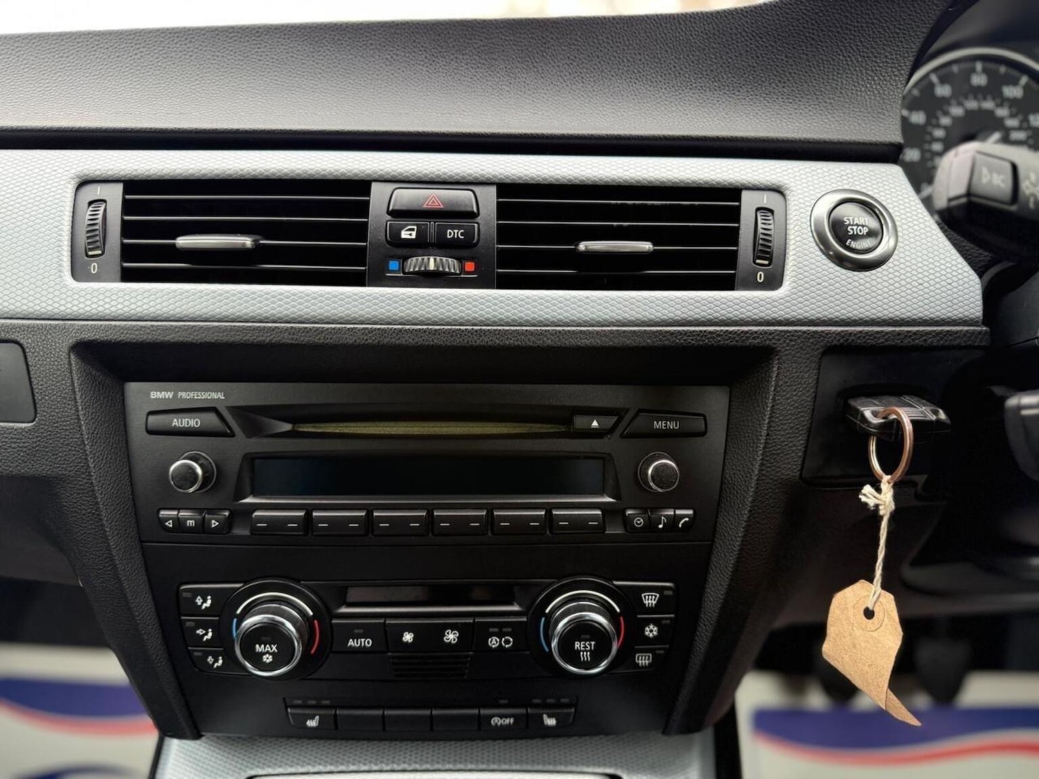 Used BMW 3 Series 2008 for sale - 76497471: Photo 32