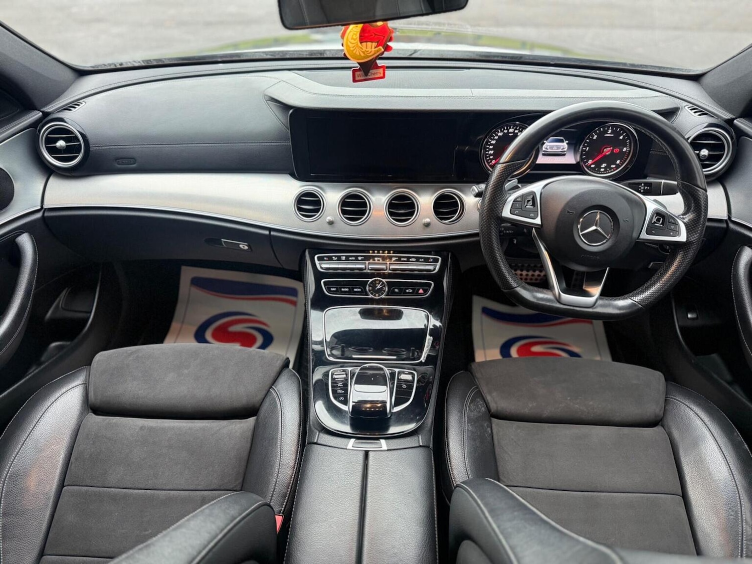 Used Mercedes-Benz E Class 2018 for sale - 76974449: Photo 2