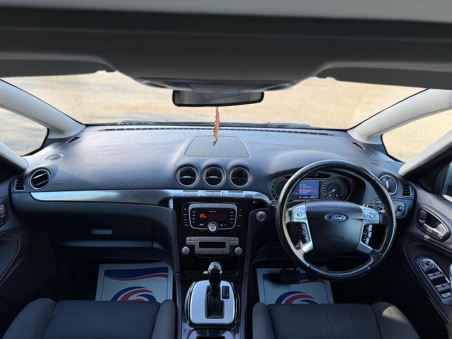 Used Ford S-Max 2010 for sale - 76439902: Photo 27