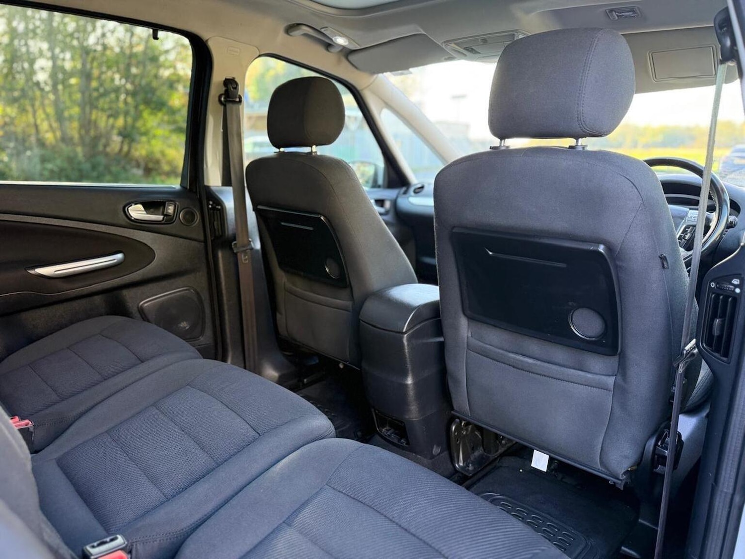 Used Ford S-Max 2010 for sale - 76439902: Photo 31