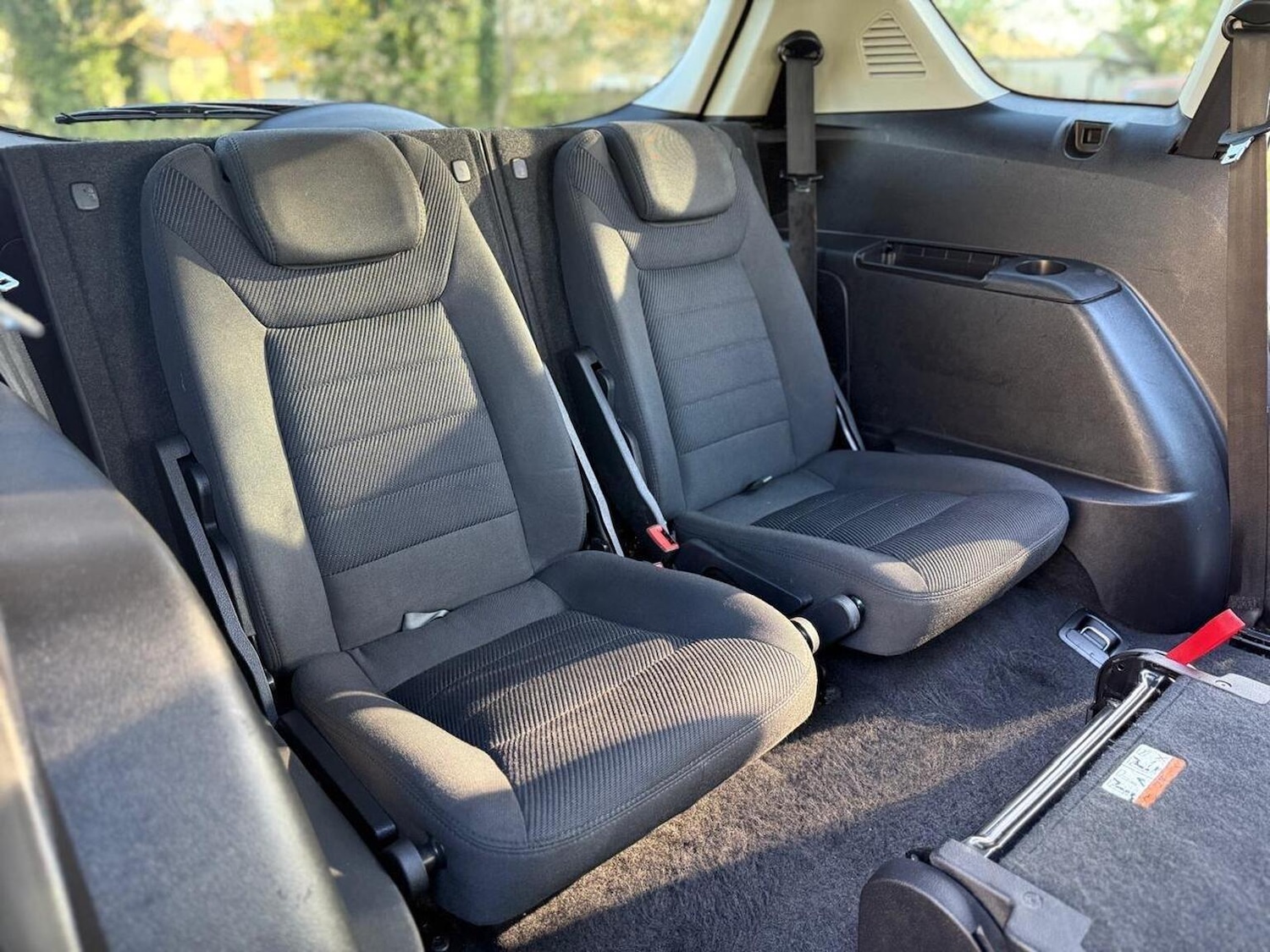 Used Ford S-Max 2010 for sale - 76439902: Photo 33