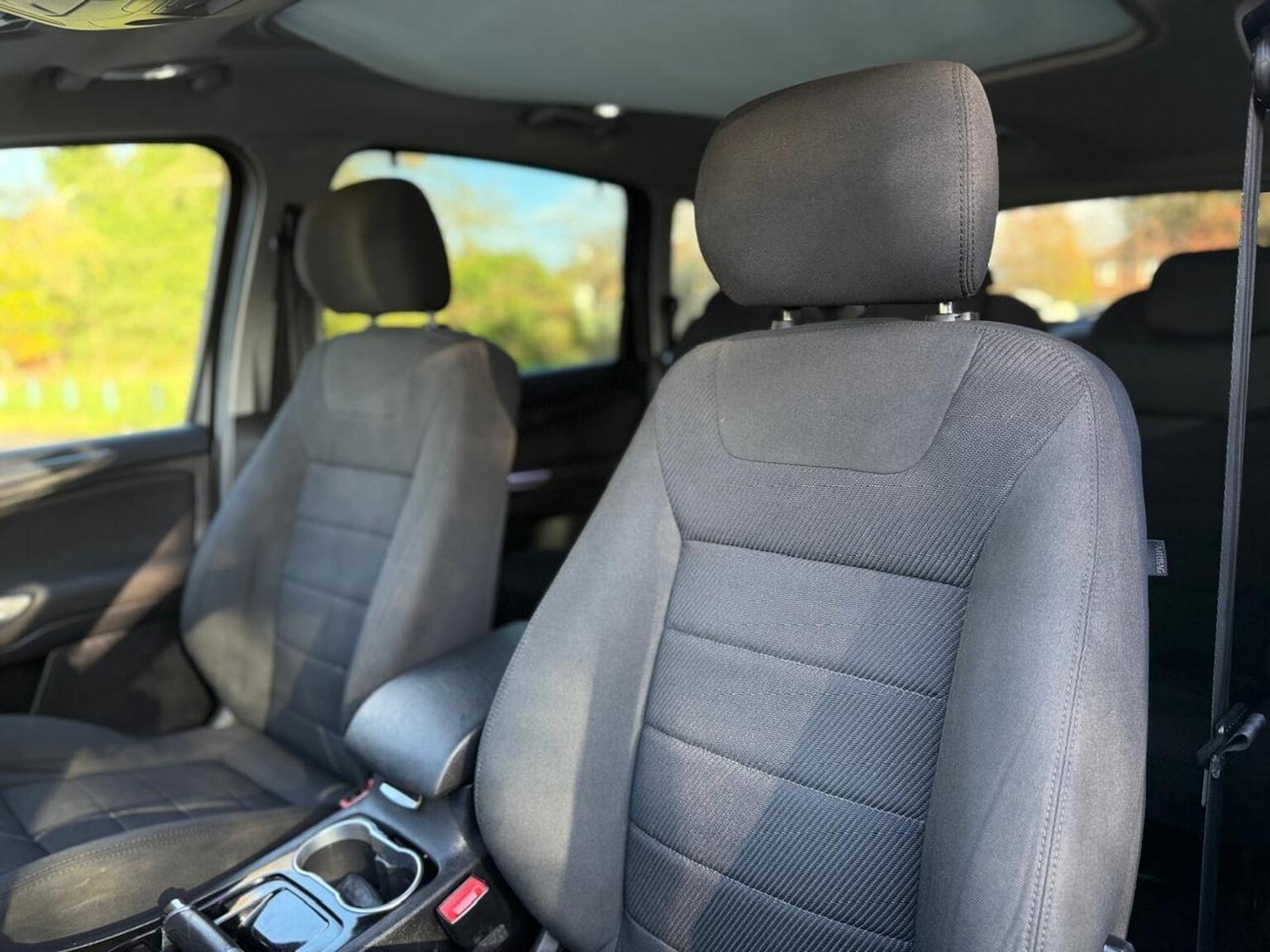 Used Ford S-Max 2010 for sale - 76439902: Photo 51