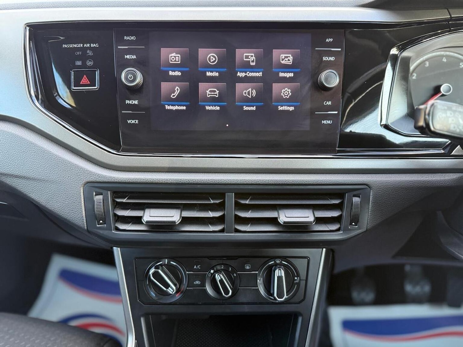 Used Volkswagen Polo 2019 for sale - 76380310: Photo 37