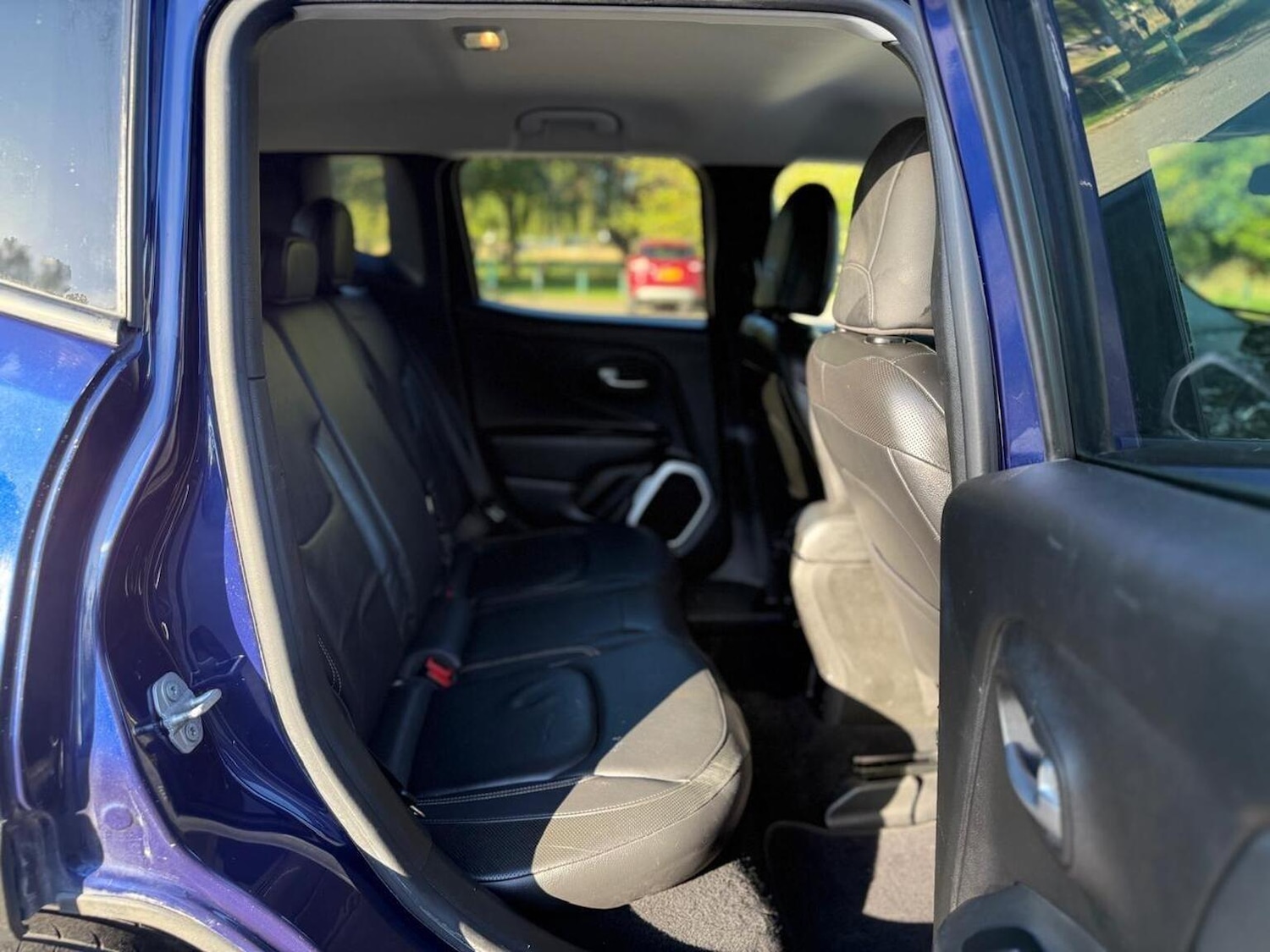 Used Jeep Renegade 2016 for sale - 76358131: Photo 36