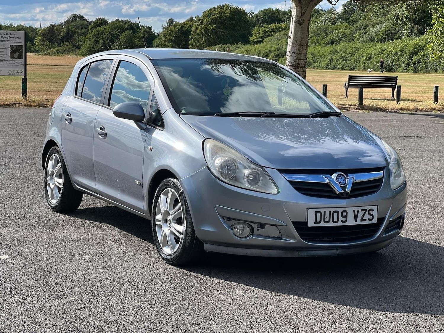 Used Vauxhall Corsa 2009 for sale - 76158423: Photo 1