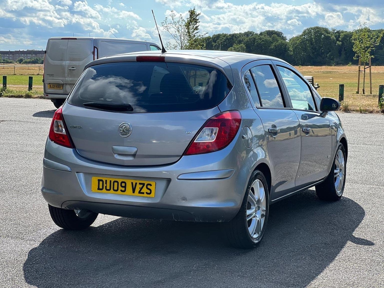 Used Vauxhall Corsa 2009 for sale - 76158423: Photo 23
