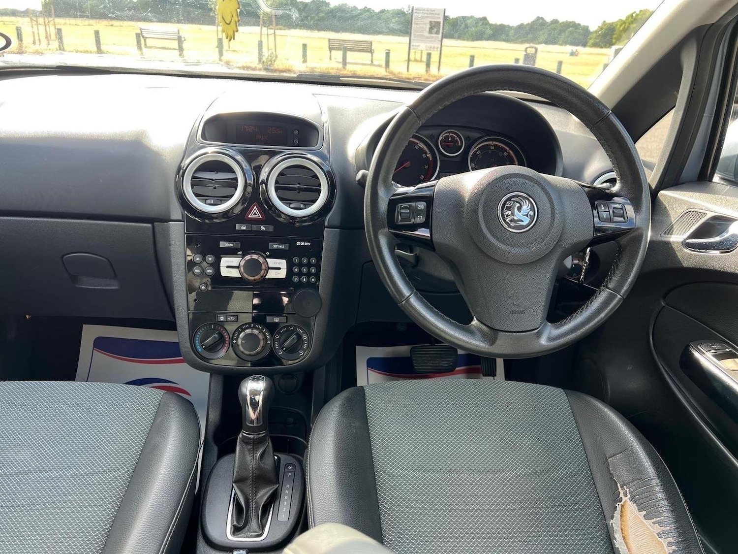 Used Vauxhall Corsa 2009 for sale - 76158423: Photo 25