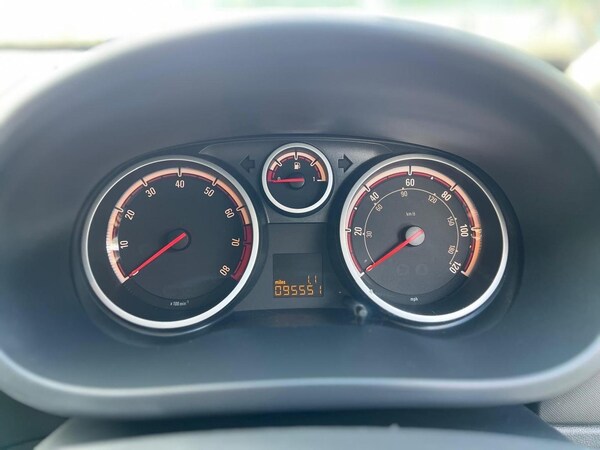 Used Vauxhall Corsa 2009 for sale - 76158423: Photo 43