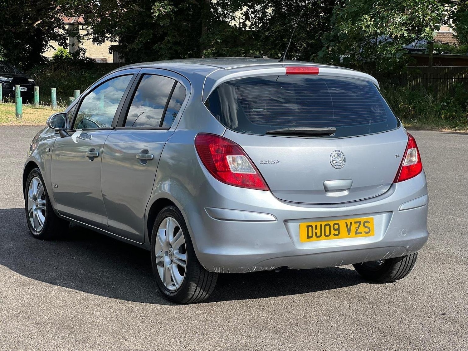 Used Vauxhall Corsa 2009 for sale - 76158423: Photo 9