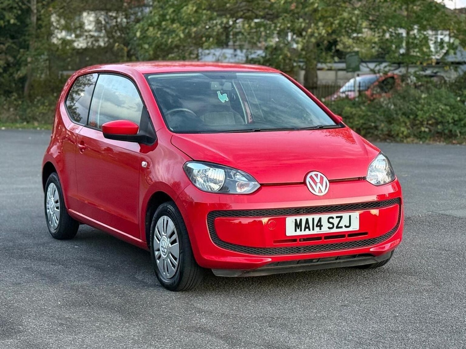 Used Volkswagen up! 2014 for sale - 76439852: Photo 1