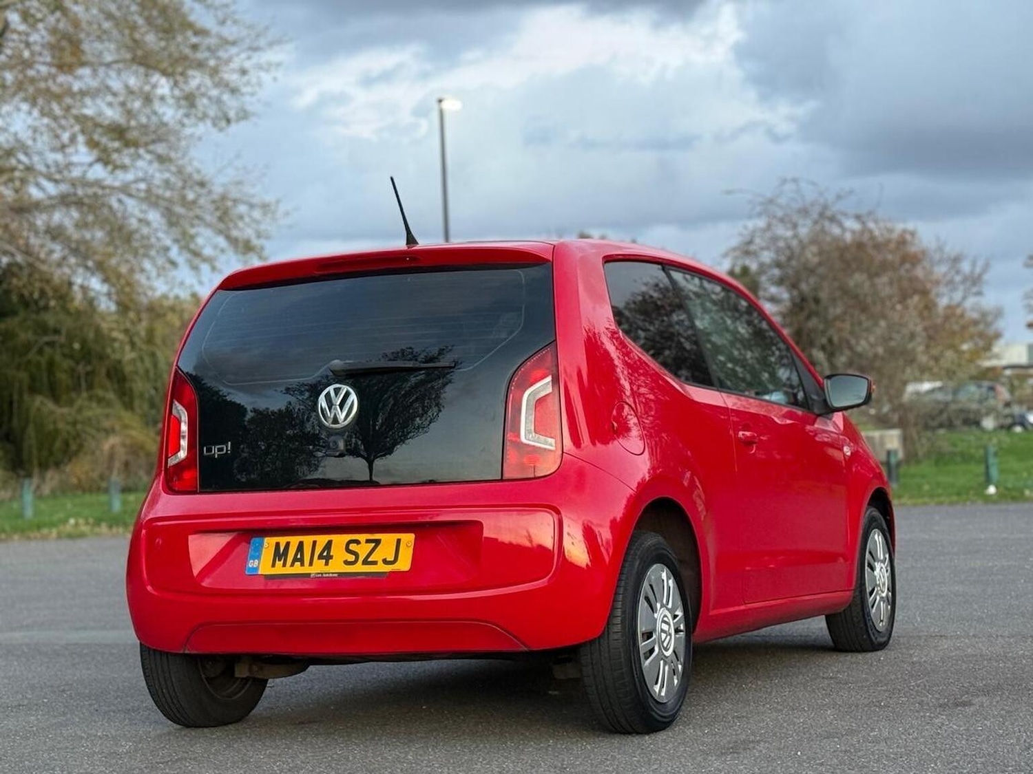 Used Volkswagen up! 2014 for sale - 76439852: Photo 17