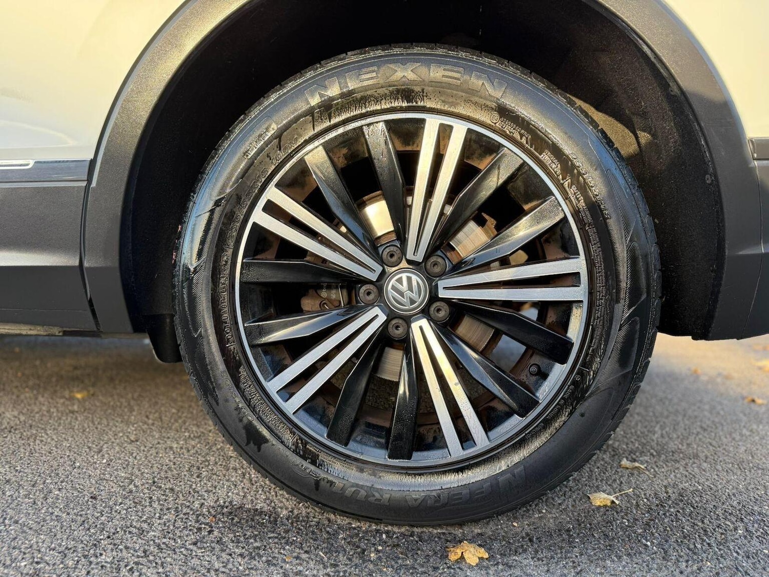 Used Volkswagen Tiguan 2018 for sale - 76670779: Photo 42