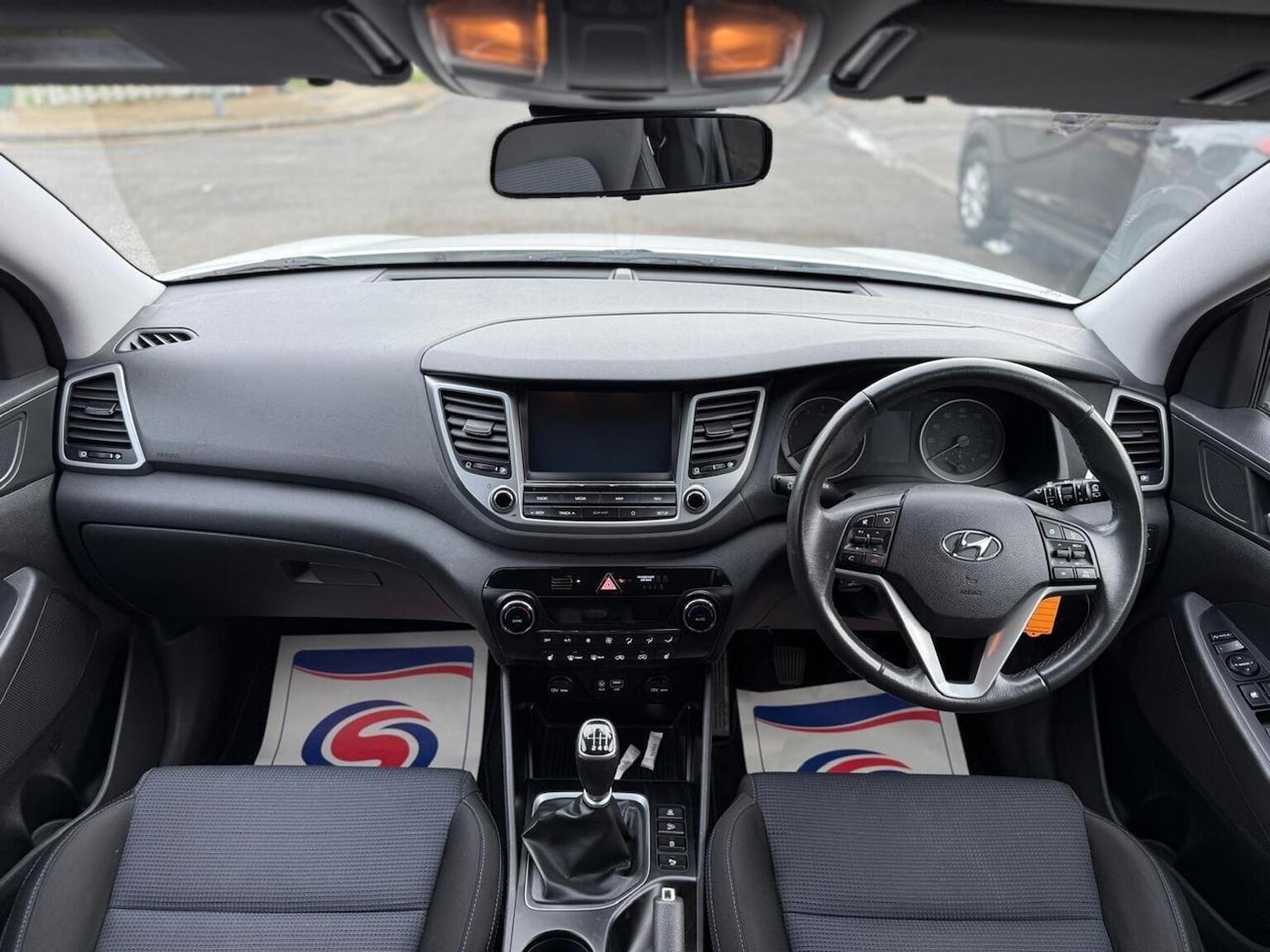 Used Hyundai TUCSON 2018 for sale - 76497492: Photo 2