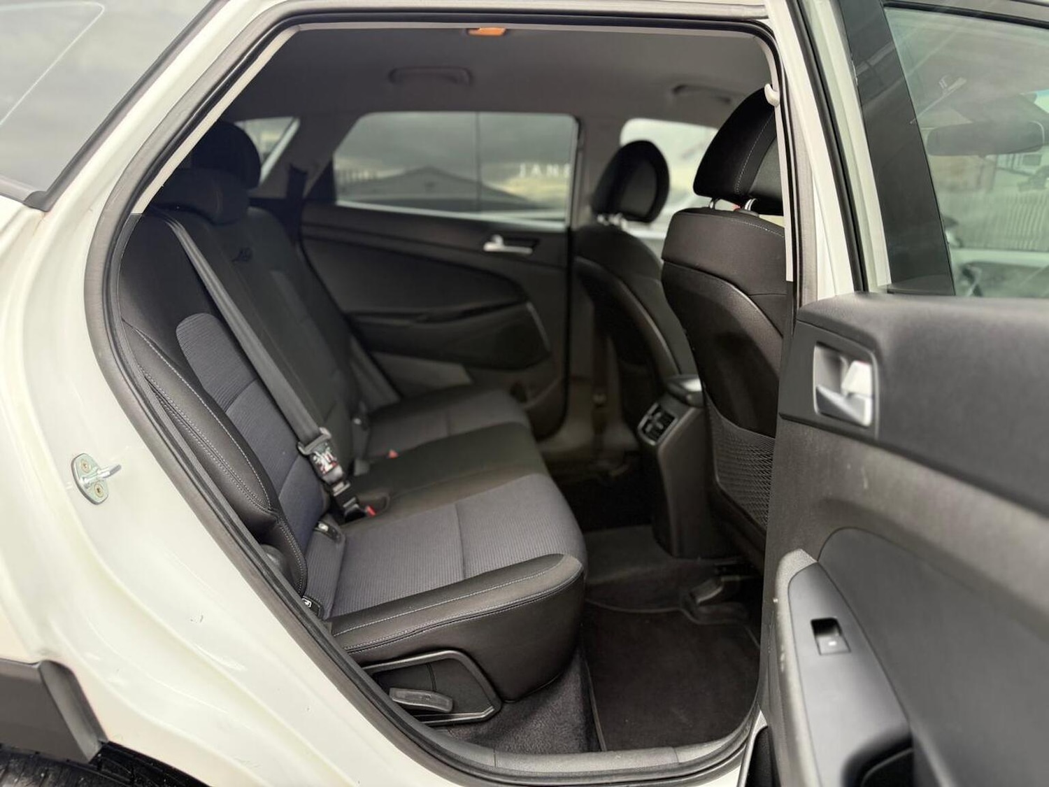 Used Hyundai TUCSON 2018 for sale - 76497492: Photo 30