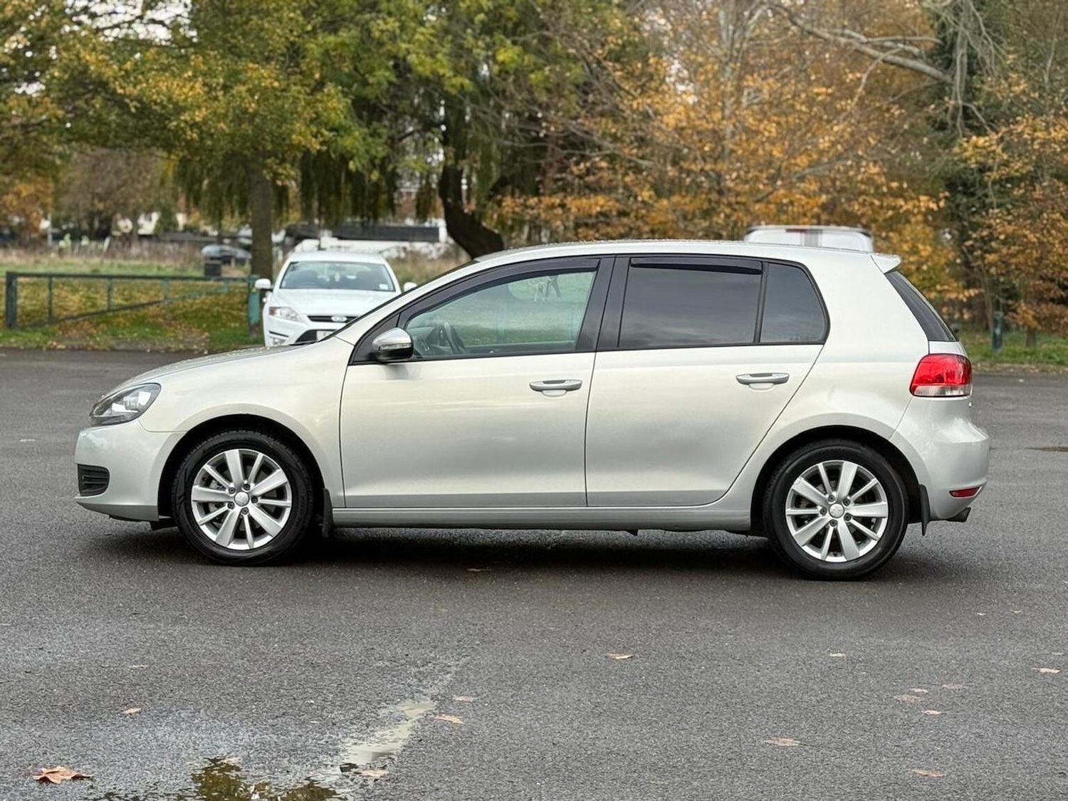 Used Volkswagen Golf 2011 for sale - 76571080: Photo 10