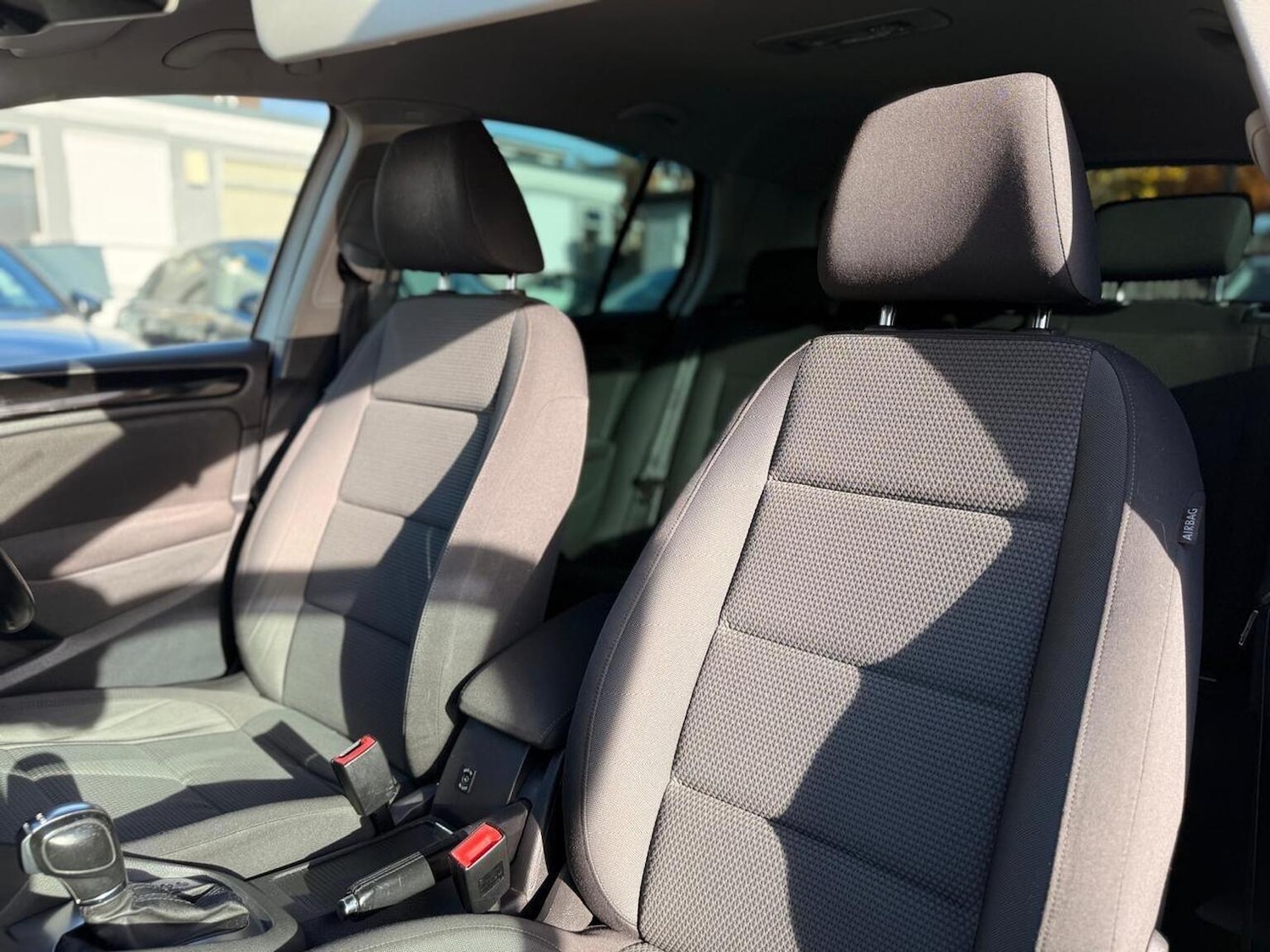 Used Volkswagen Golf 2011 for sale - 76571080: Photo 25