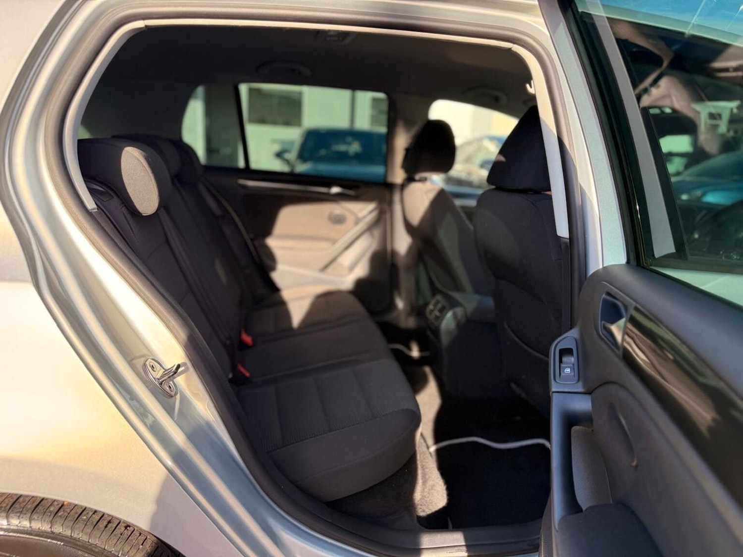 Used Volkswagen Golf 2011 for sale - 76571080: Photo 27