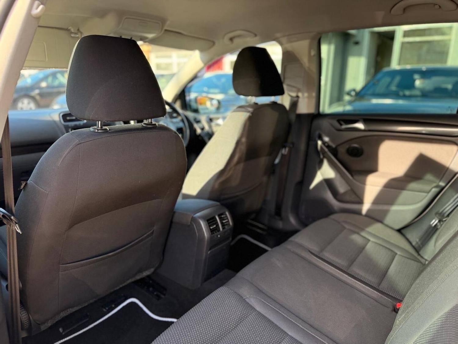 Used Volkswagen Golf 2011 for sale - 76571080: Photo 33