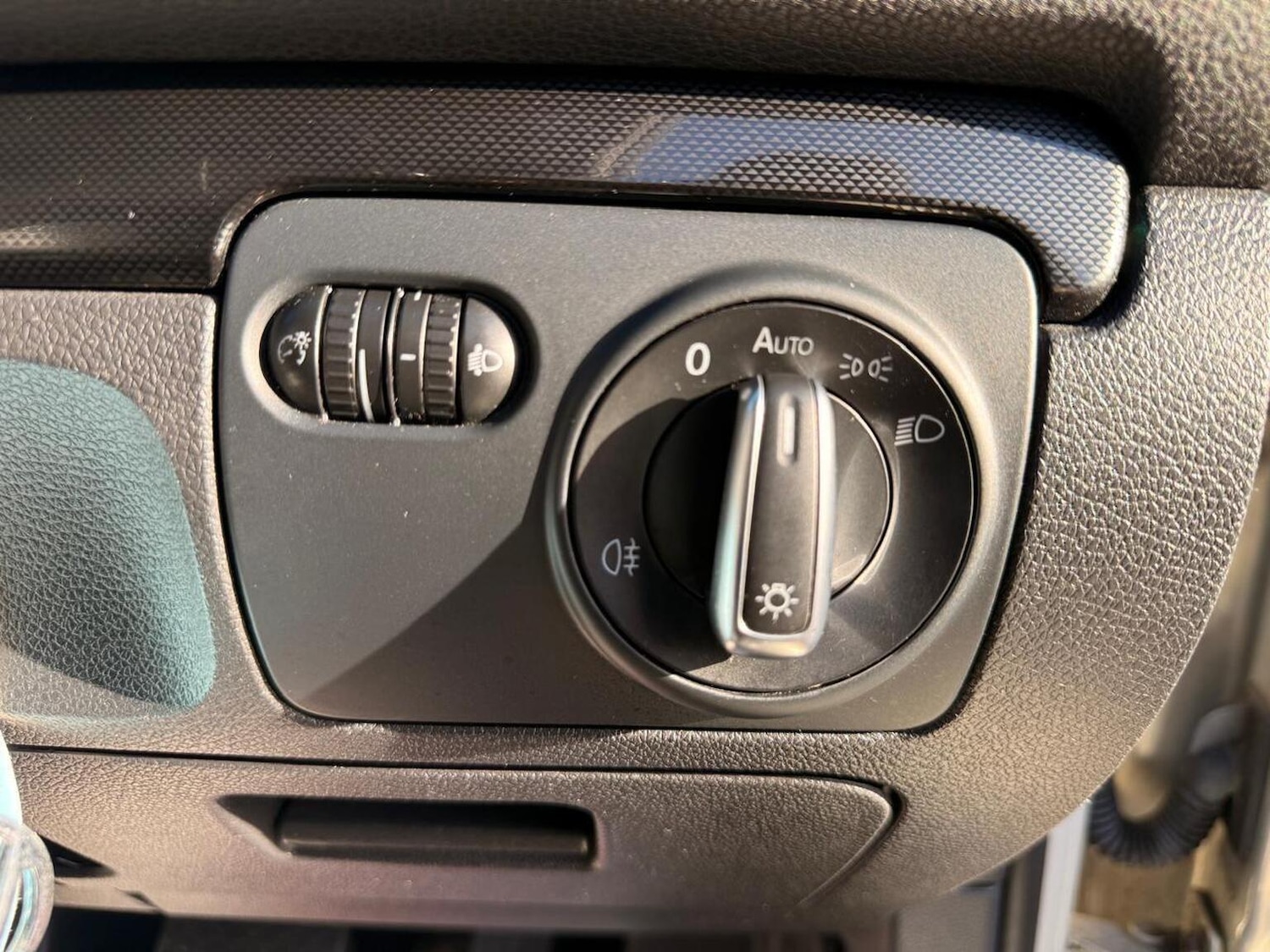 Used Volkswagen Golf 2011 for sale - 76571080: Photo 34