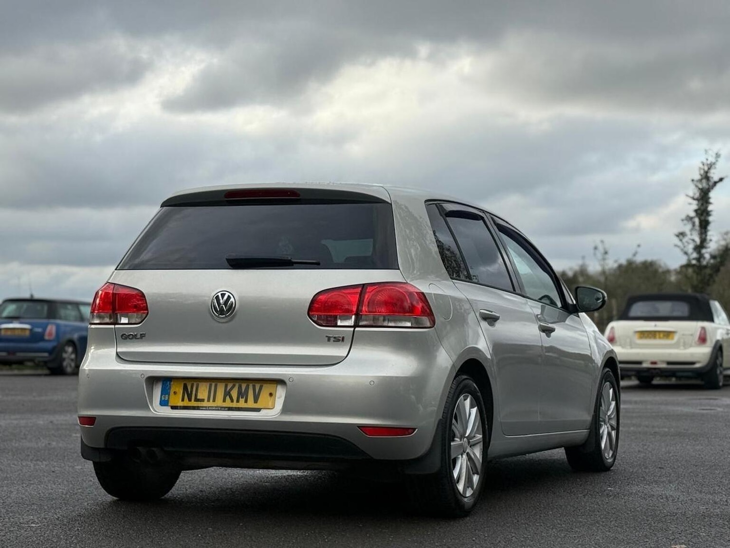 Used Volkswagen Golf 2011 for sale - 76571080: Photo 5