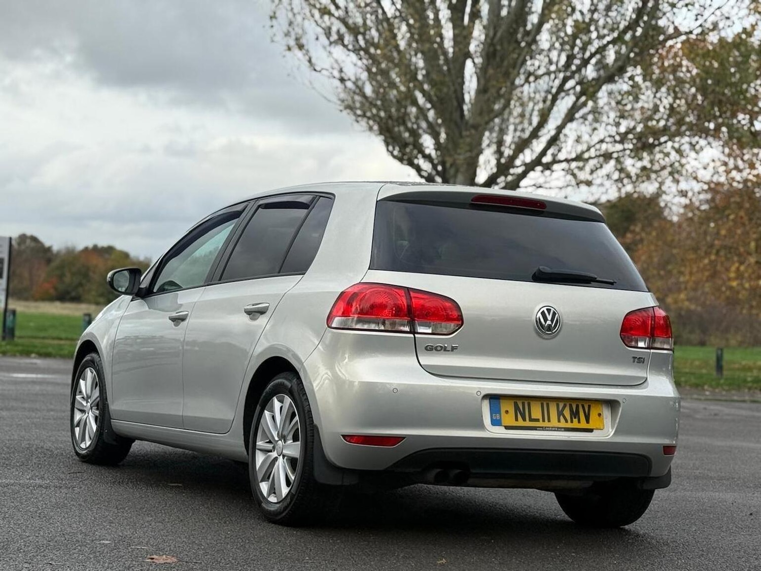 Used Volkswagen Golf 2011 for sale - 76571080: Photo 6