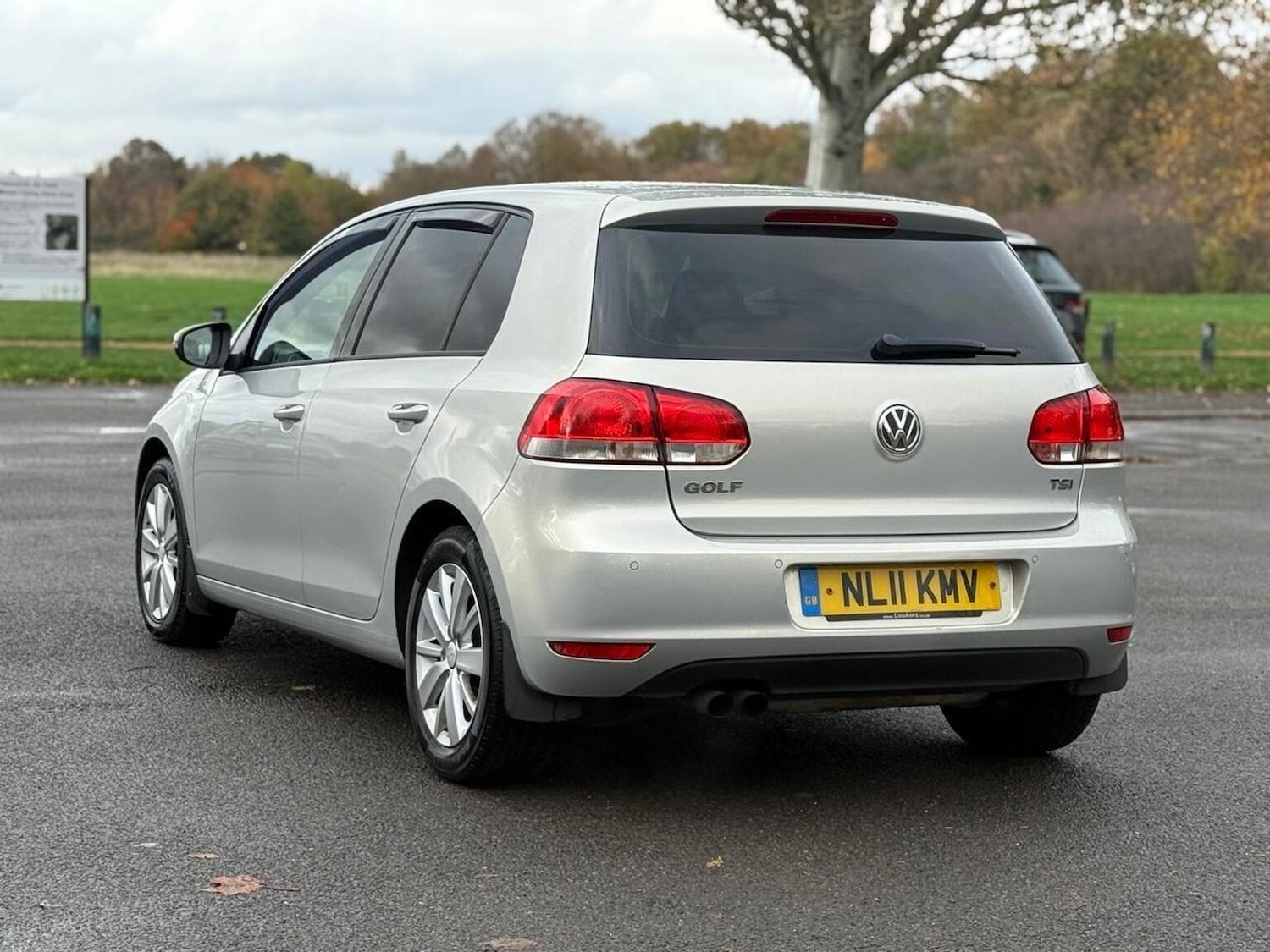 Used Volkswagen Golf 2011 for sale - 76571080: Photo 8