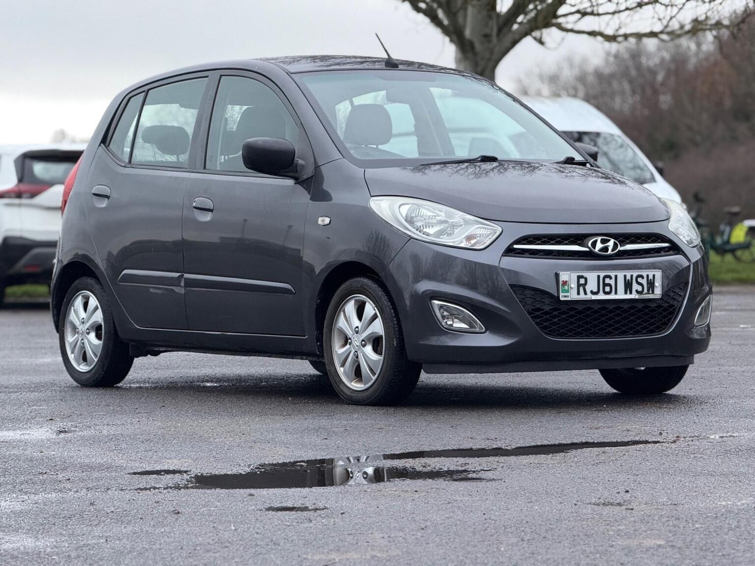 Used Hyundai i10 2011 for sale - 76963350: Photo 2