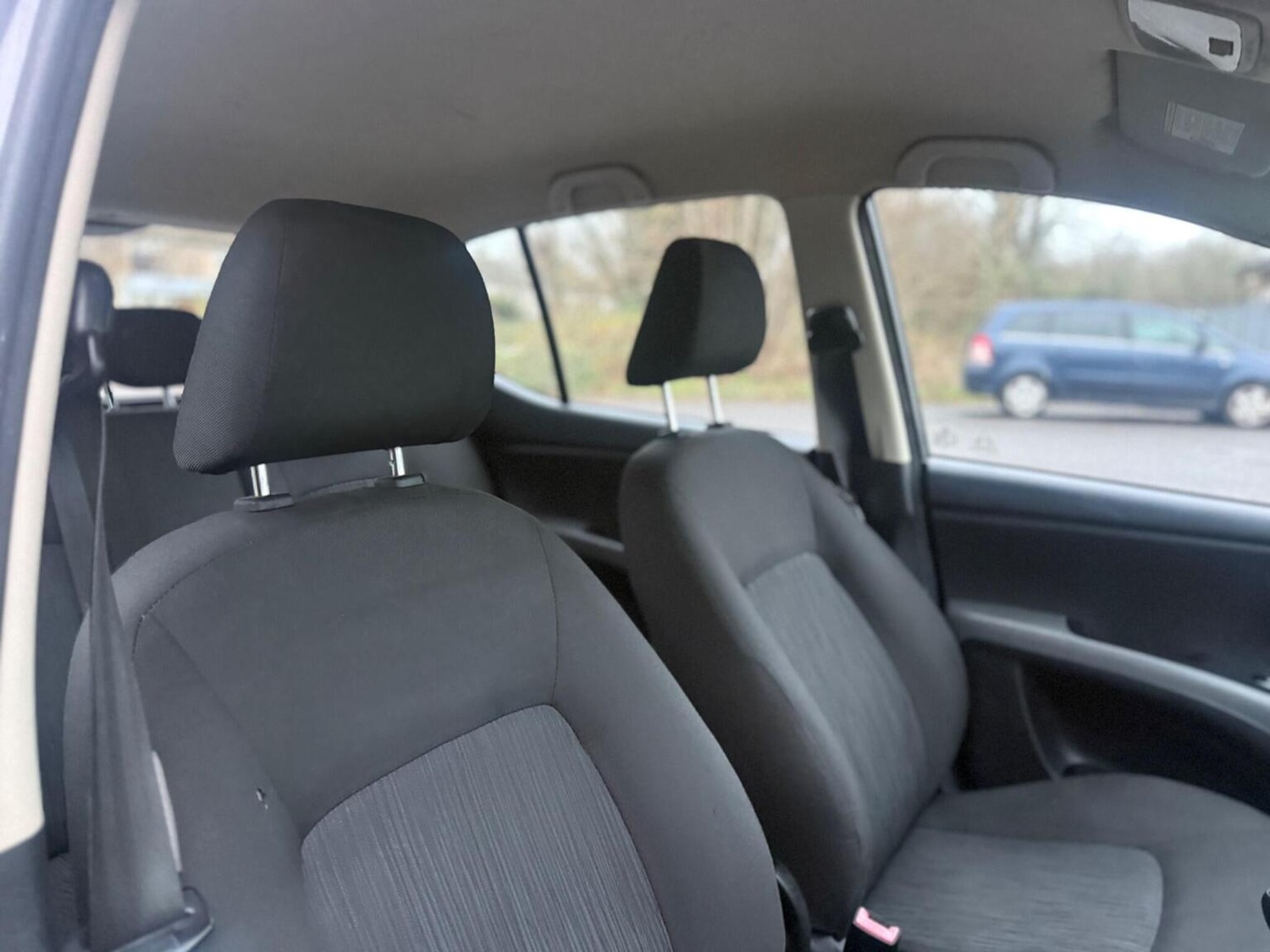 Used Hyundai i10 2011 for sale - 76963350: Photo 23