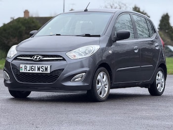 Used Hyundai i10 2011 for sale - 76963350: Photo