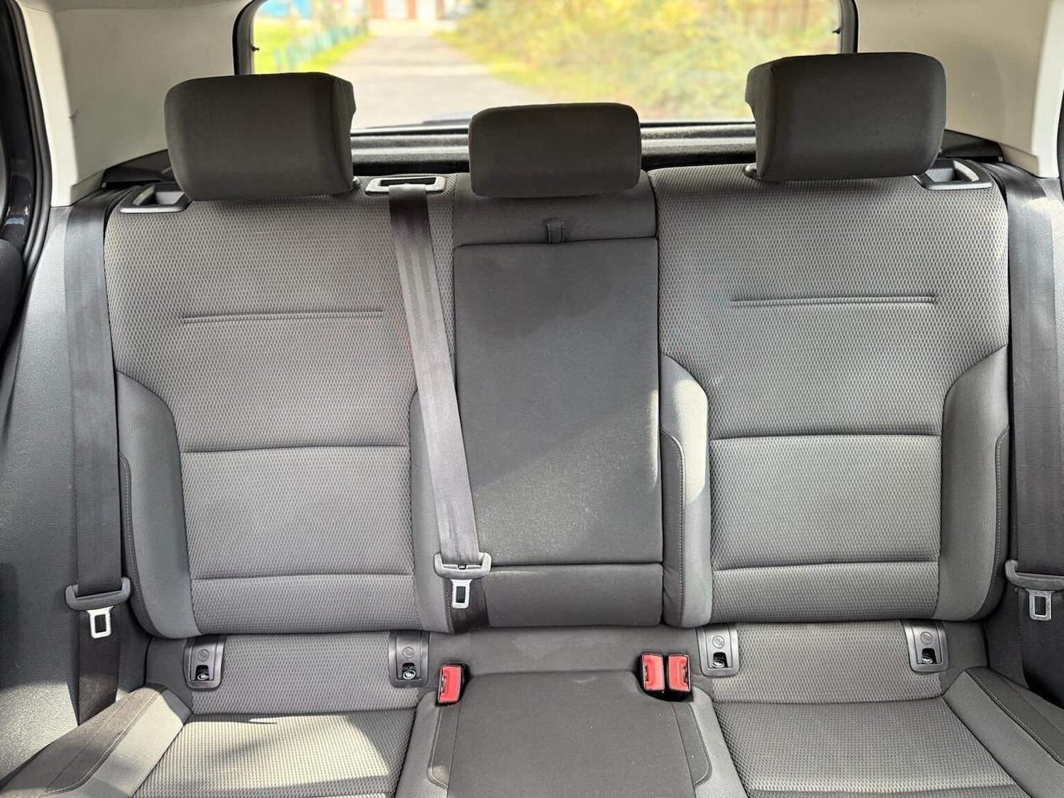 Used Volkswagen Golf 2017 for sale - 76769625: Photo 35