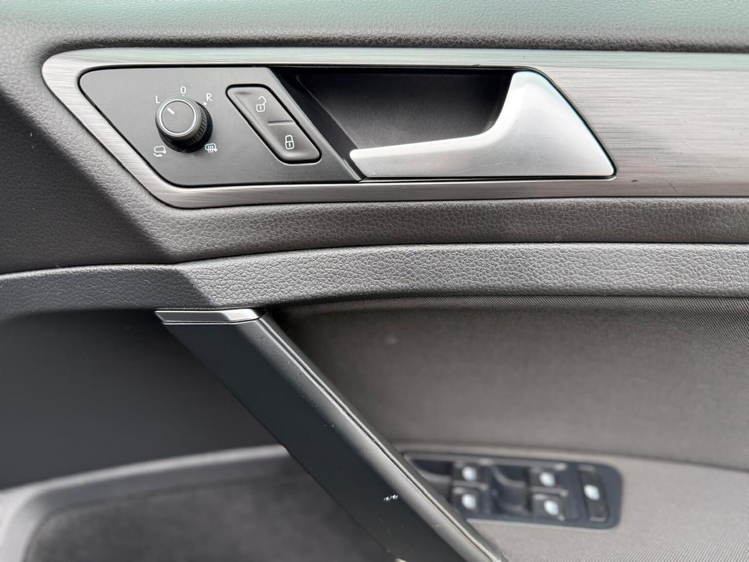 Used Volkswagen Golf 2017 for sale - 76769625: Photo 40