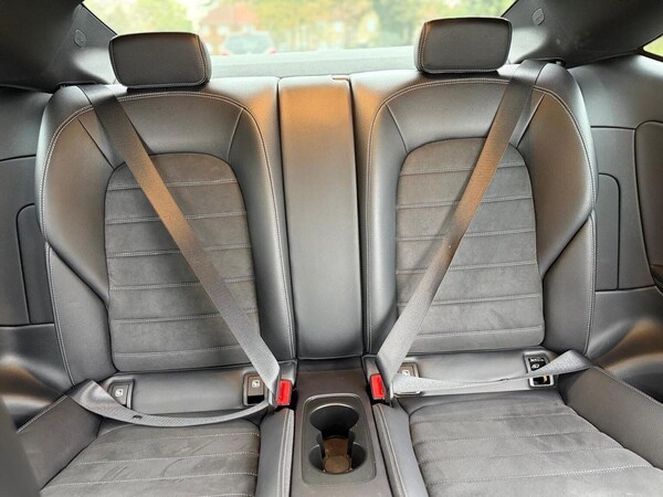 Used Mercedes-Benz C-Class 2019 for sale - 76158420: Photo 30