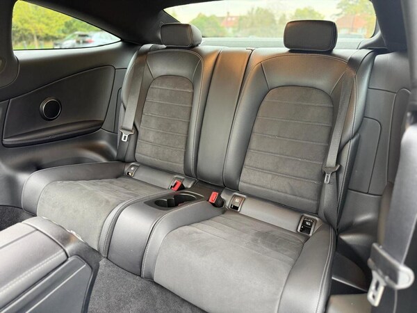 Used Mercedes-Benz C-Class 2019 for sale - 76158420: Photo 32