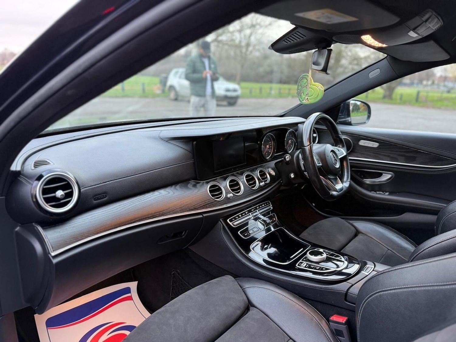 Used Mercedes-Benz E Class 2017 for sale - 76963313: Photo 20