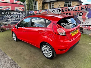 Used Ford Fiesta 2015 for sale - 75838599: Photo