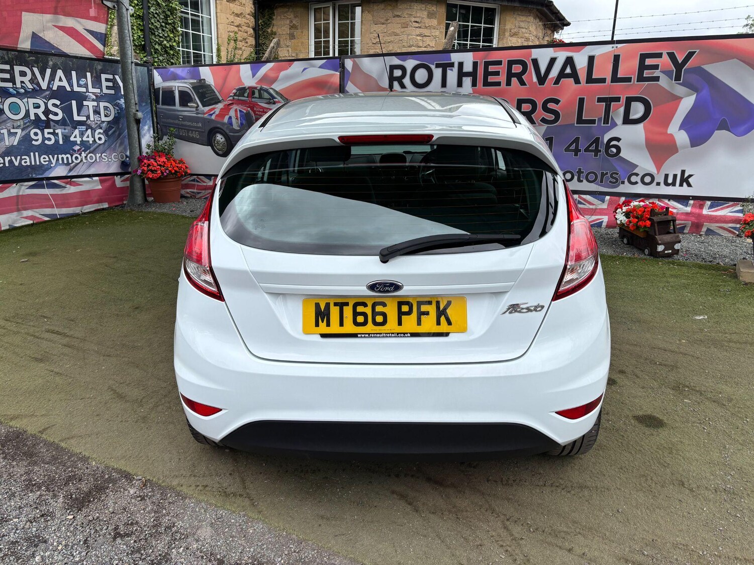 Vehicle 5