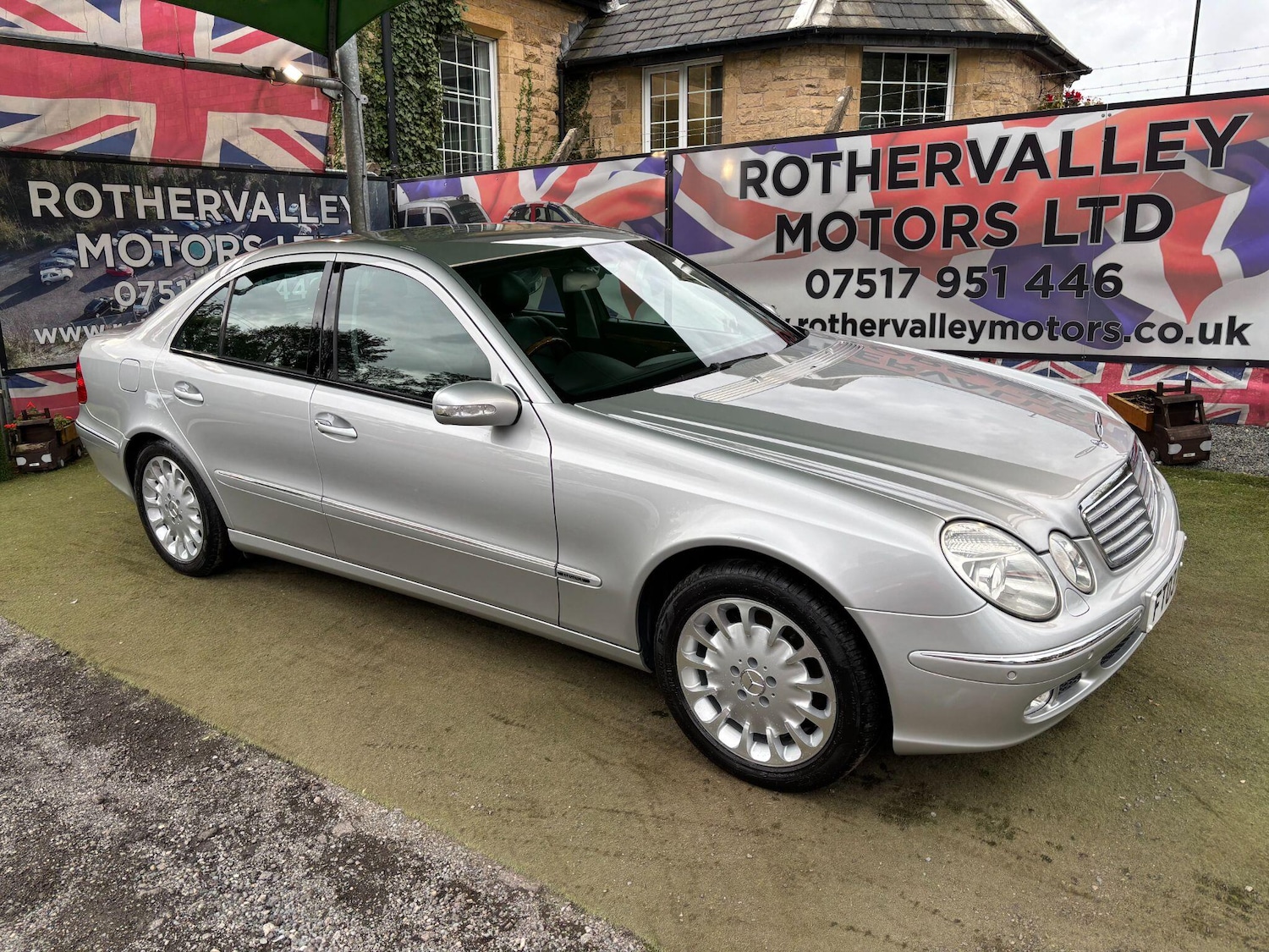 Used Mercedes-Benz E-Class 2015 for sale - 76137673: Photo 1