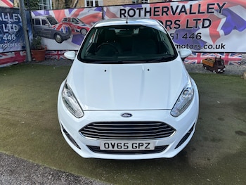 Used Ford Fiesta 2015 for sale - 75989962: Photo